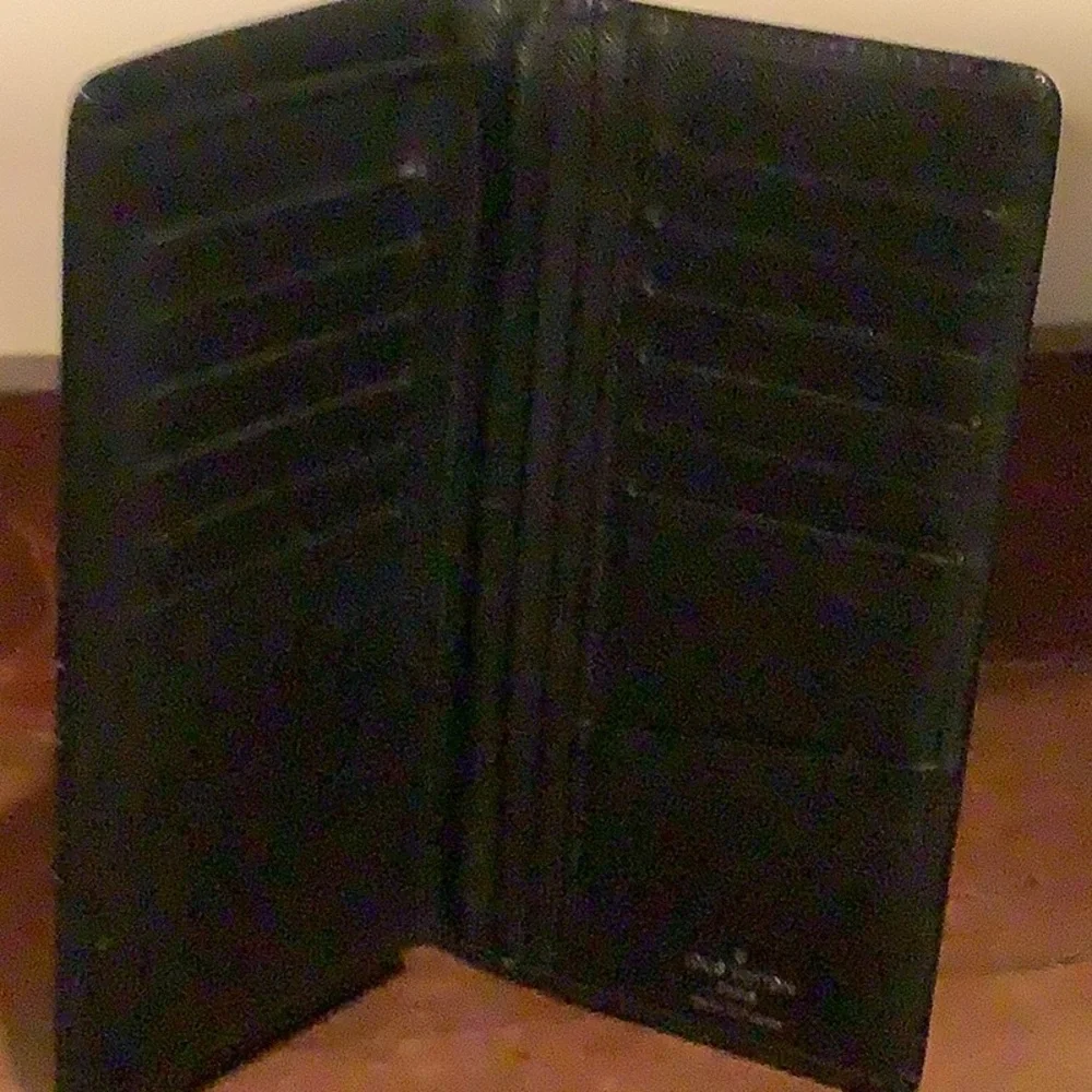 Louis Vuitton Black EPI Brazza